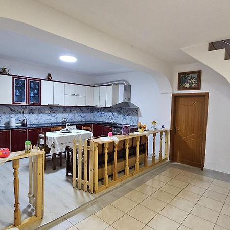 Maria Guest House Përmet Kültér fotó